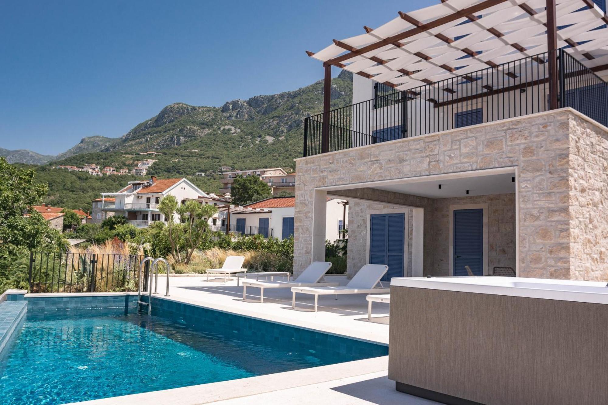 Belsize * Budva