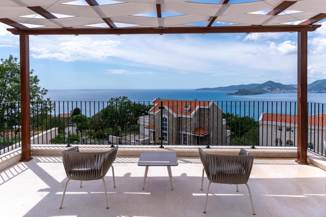 Belsize Budva
