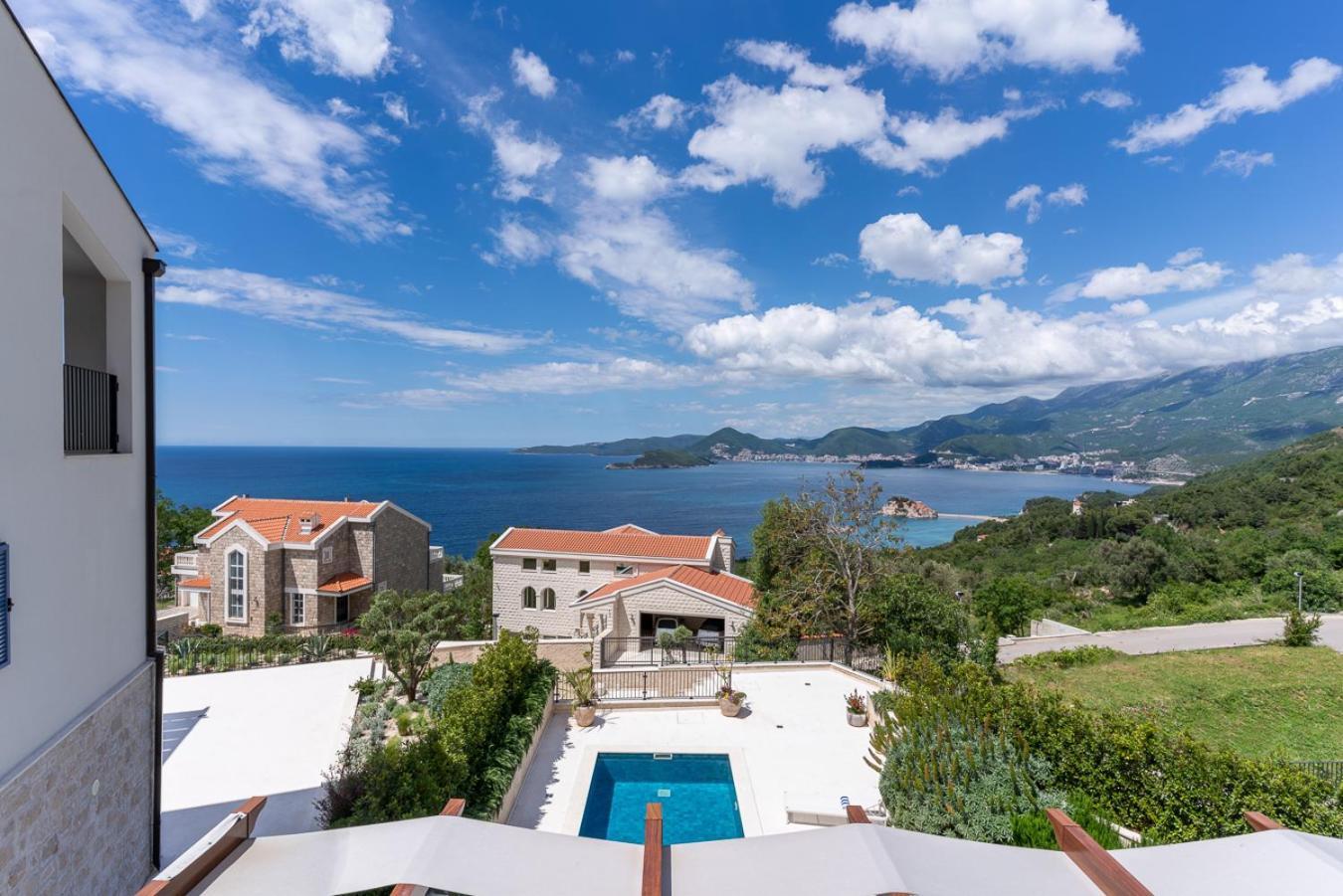 Belsize Budva